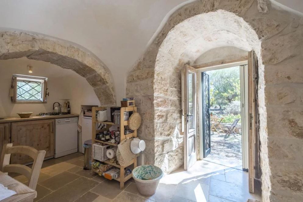 Traditional Trulli Le Mandorle, Puglia