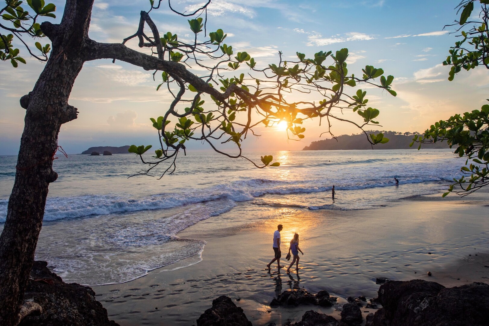Sunset on Espadilla Norte Beach, Manuel Antonio, Costa Rica, a family adventure hotspot