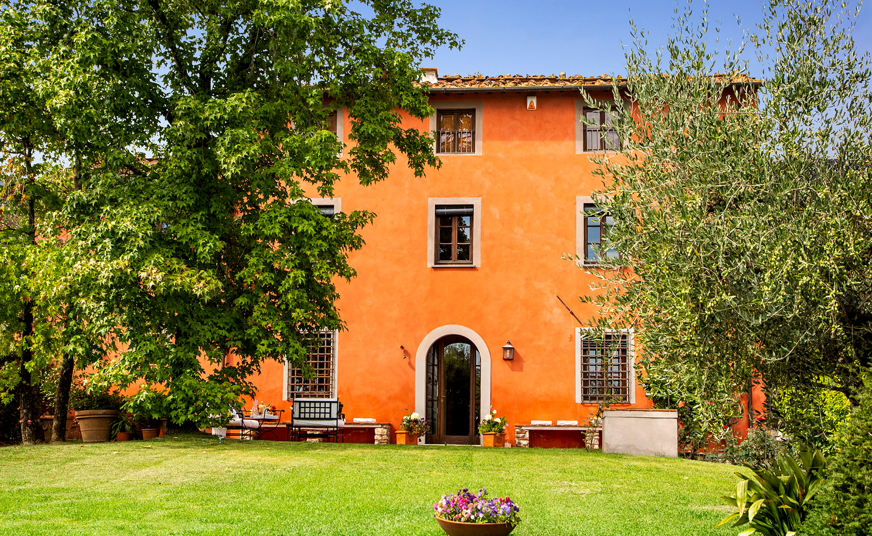 Villa il Colle di Moriano, Lucca, Tuscany for Tuscan elegance